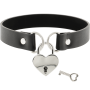 COLLAR CUERO VEGANO ACCESORIO CORAZÓN CON LLAVE por sólo 11,96 €